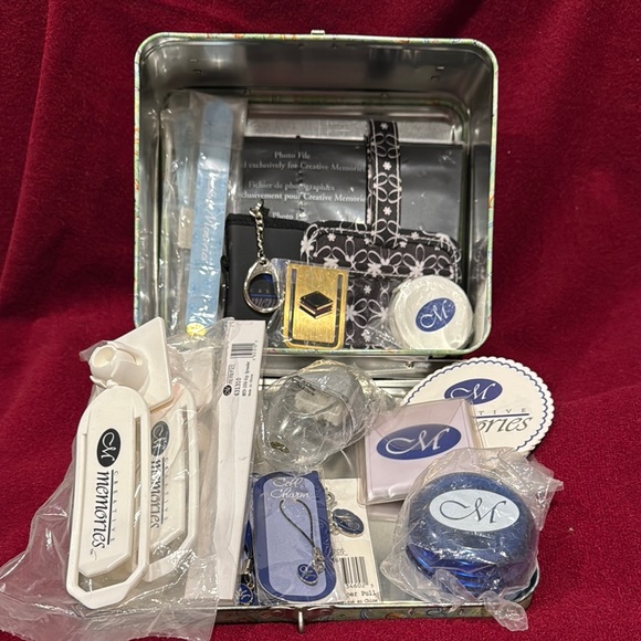 Creative Memories Lunch Box - Picture 2 of 6